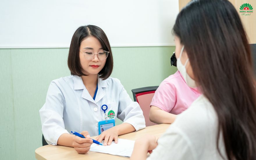 The doctor will review the patient’s medical history and symptoms to assess the risk of gynecologic cancer.