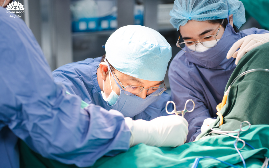 19 tuổi đối mặt ung thư