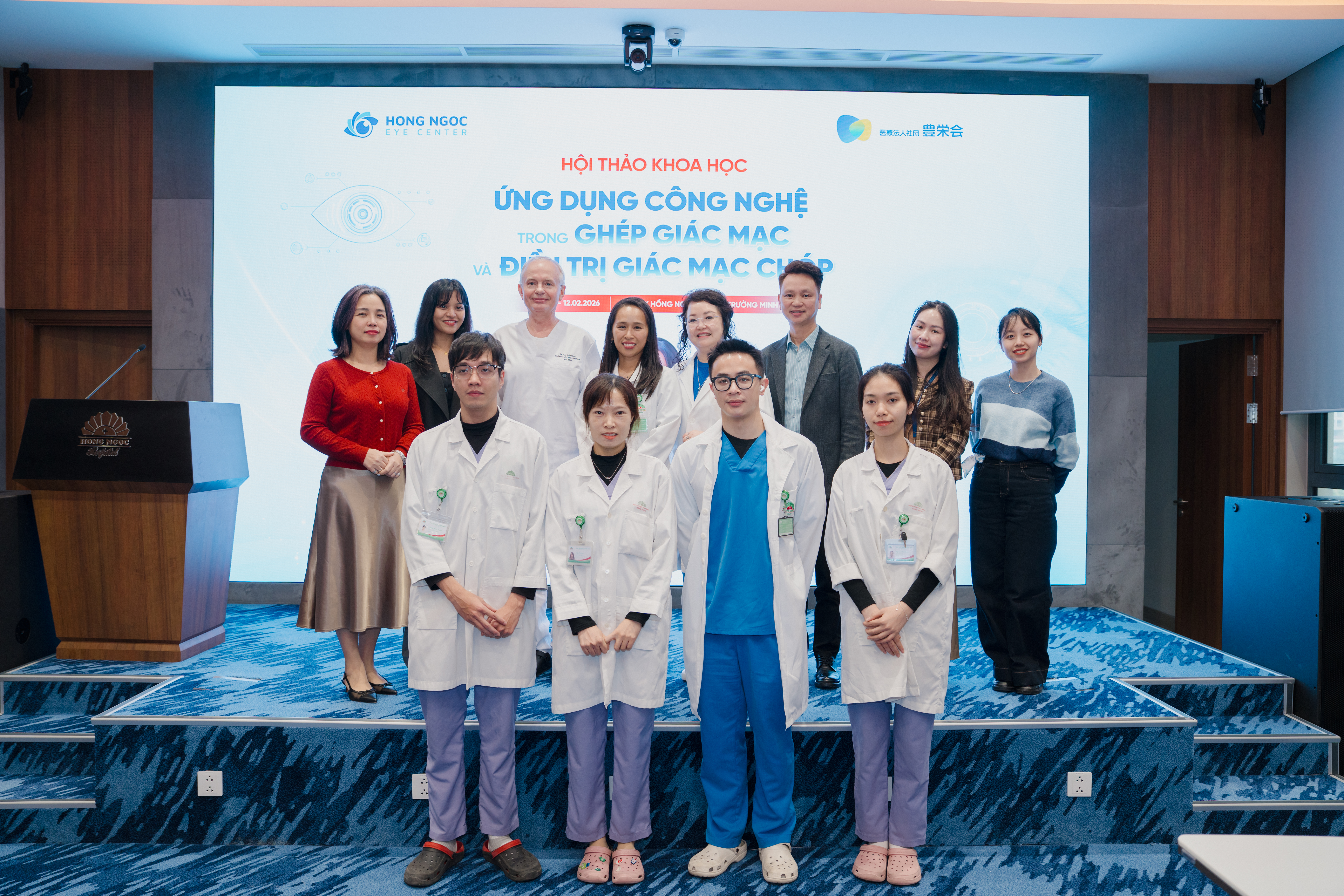 The symposium gathered leading experts from Vietnam and Russia