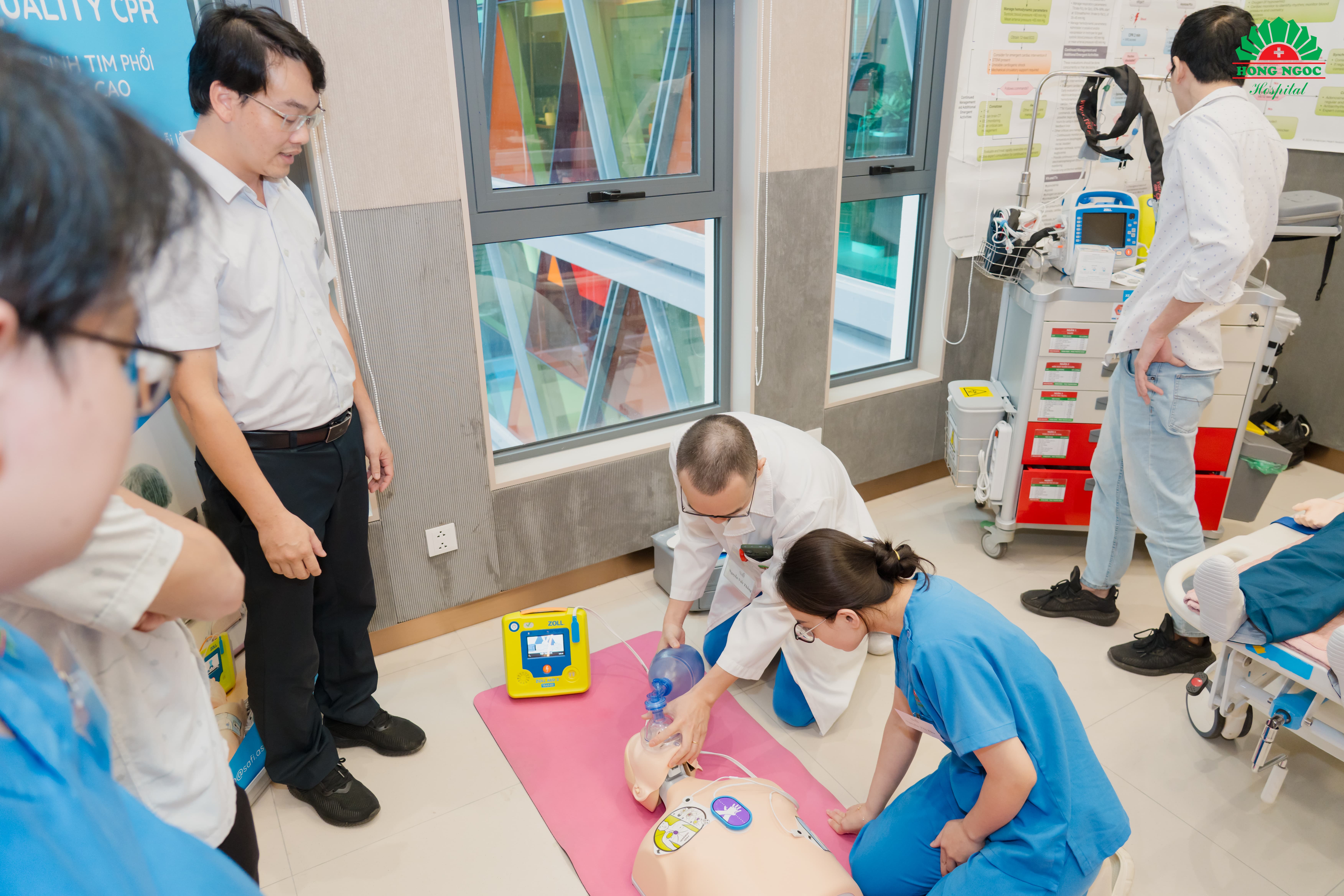 Hong Ngoc Dao Tao ACLS  AHA (3)
