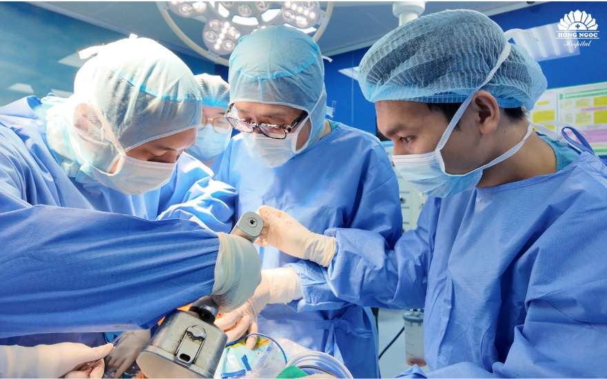 Knee replacement surgery with a Japanese Expert at Hong Ngoc General Hospital