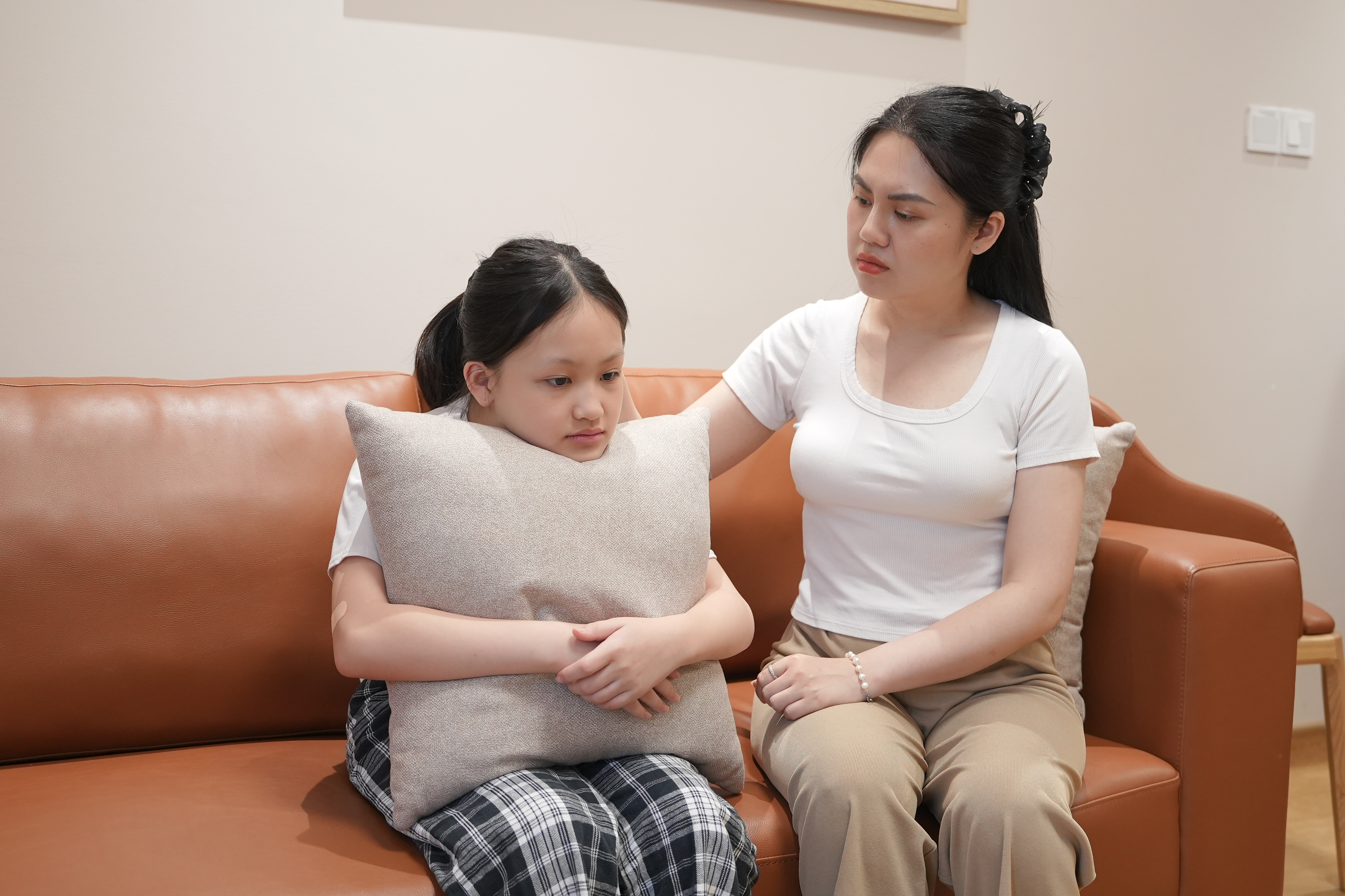 Bo Me Can Dong Hanh Cung Con Trong Giai Doan Day Thi Som