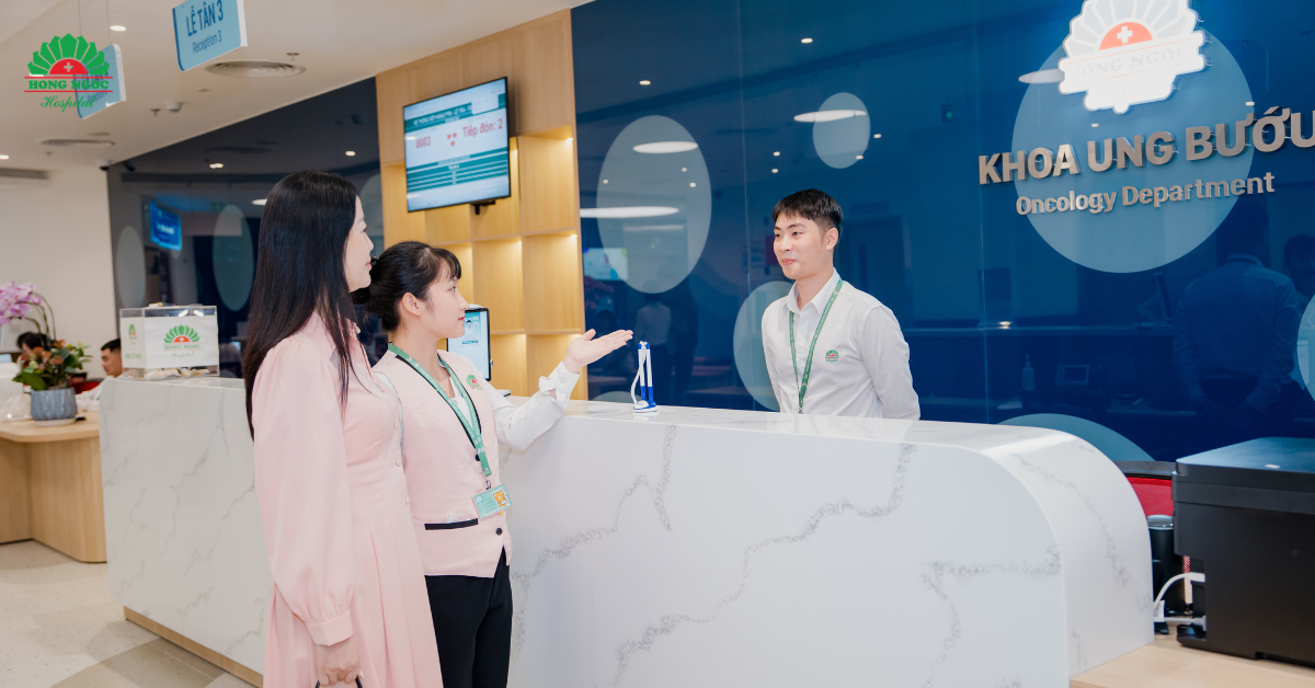 Khách hàng thăm khám tại BVĐK Hồng Ngọc được hưởng BHYT theo quy định. 