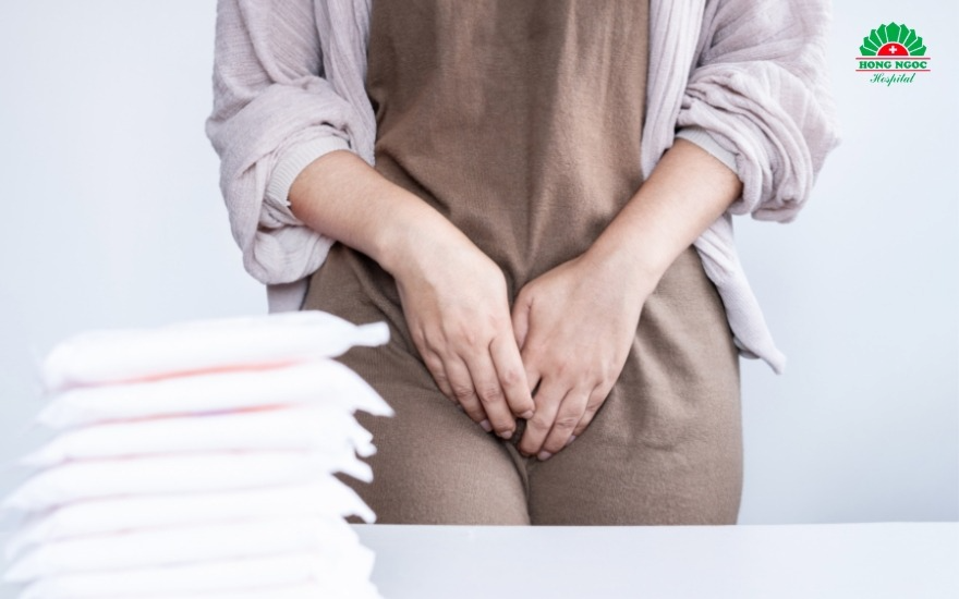 Vùng kín có mùi hôi như trứng thối là dấu hiệu cảnh báo viêm âm đạo, nhiễm nấm men hoặc ký sinh trùng Trichomonas 