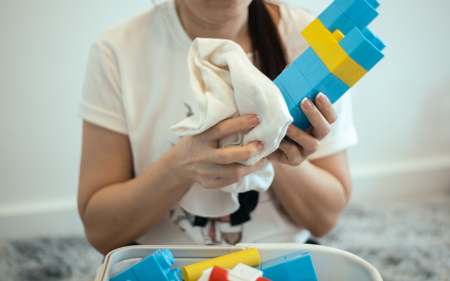 Đồ dùng của trẻ cần được vệ sinh thường xuyên