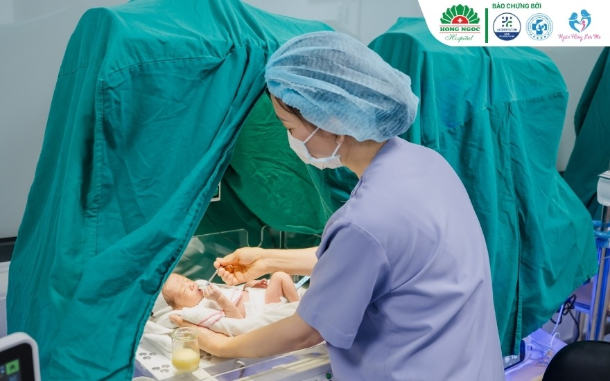 Sữa mẹ hiến tặng được ưu tiên cho trẻ sinh non, nhẹ cân hoặc trẻ sơ sinh bệnh lý 