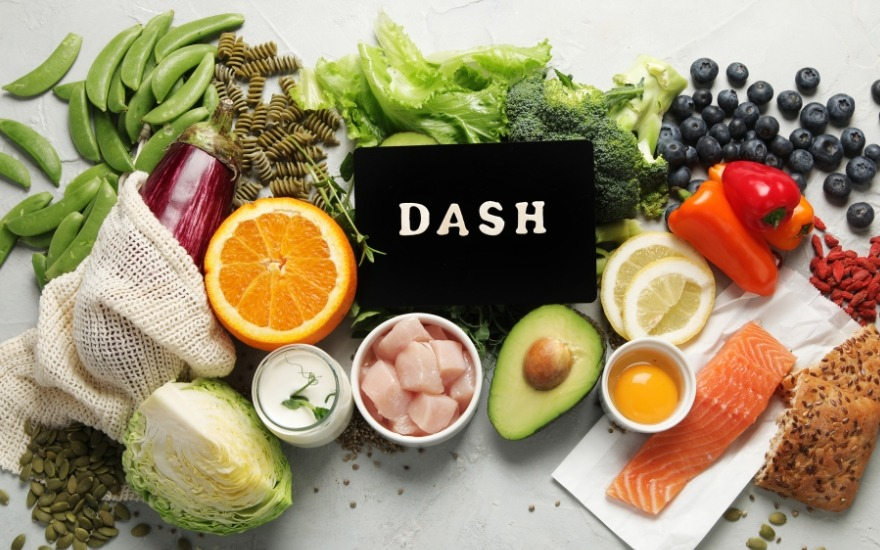 Chế độ ăn DASH được nhiều tổ chức y tế khuyến nghị cho bệnh nhân tim mạch