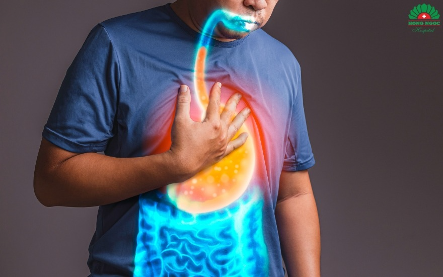 Trào ngược dạ dày có thể gây đau họng