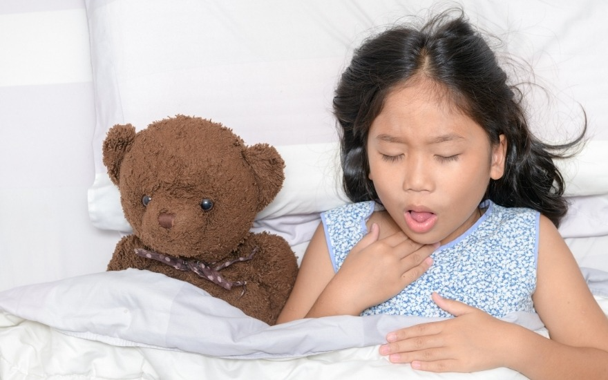 Dịch mũi chảy xuống họng gây ho