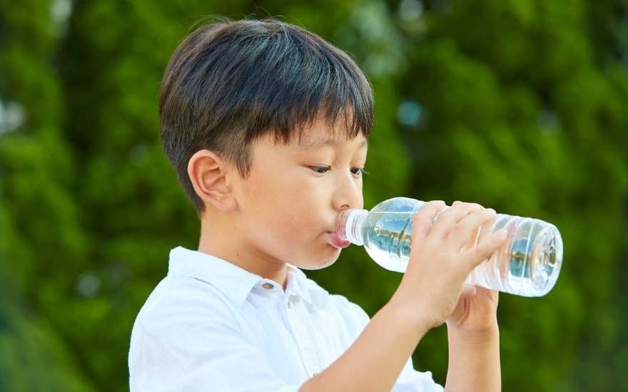 Khát nước là dấu hiệu sớm của mất nước