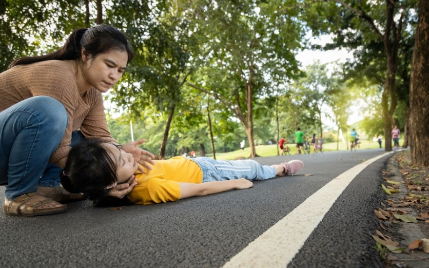Mất nước gây sốc nhiệt ở trẻ