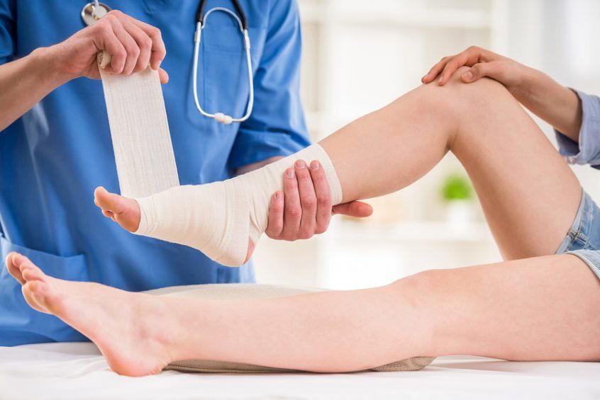 phẫu thuật nối gân achilles
