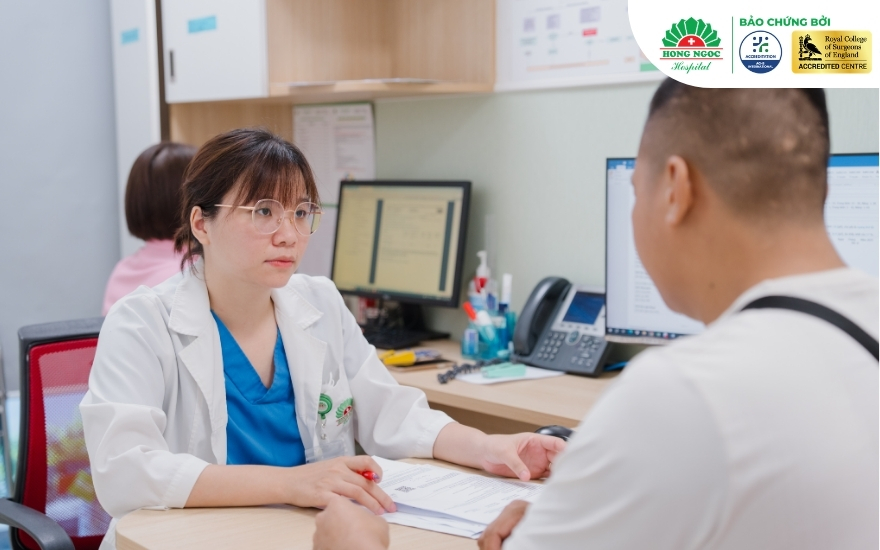 Ở giai đoạn sớm, người bệnh chỉ vô tình phát hiện ra kén khí phổi&nbsp; khi đi khám sức khỏe định kỳ