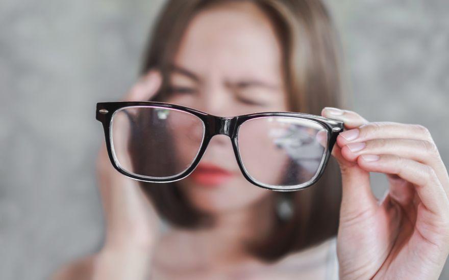 Áp lực nội nhãn tăng cao không chỉ gây mờ mắt mà còn đe dọa nghiêm trọng đến hệ thần kinh thị giác nếu không được cấp cứu kịp thời.