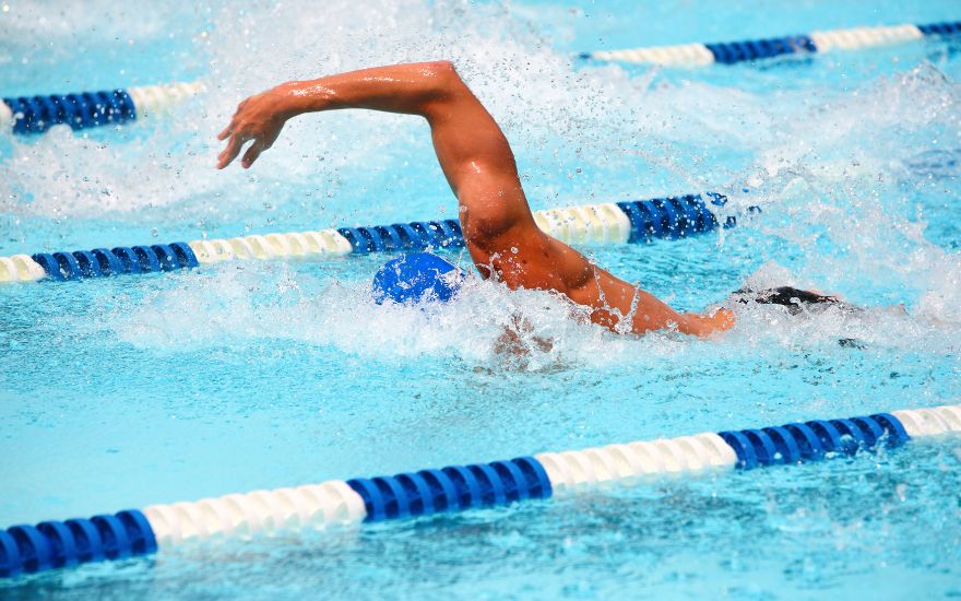 ky-thuat-boi-anh-huong-truc-tiep-den-cach-khop-vai-van-dong.jpg *Swimming technique directly affects how the shoulder joint moves*