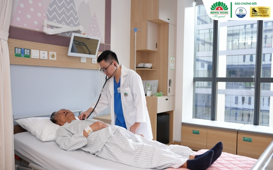 Người đặt stent cần hỏi bác sĩ về thời gian và lượng cà phê mình có thể uống khi hồi phục