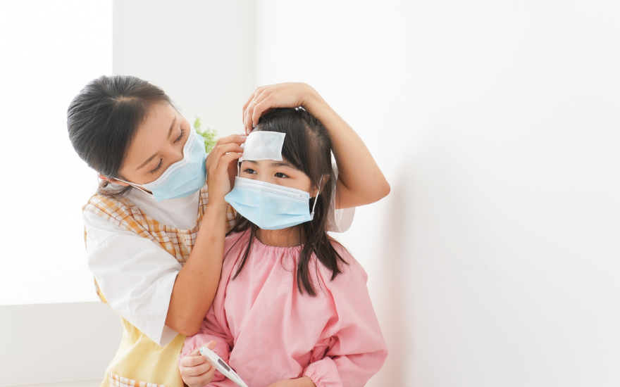 sot-xuat-huyet-sot-cao.png Trẻ bị sốt xuất huyết thường sốt cao đột ngột có thể 39-40 độ