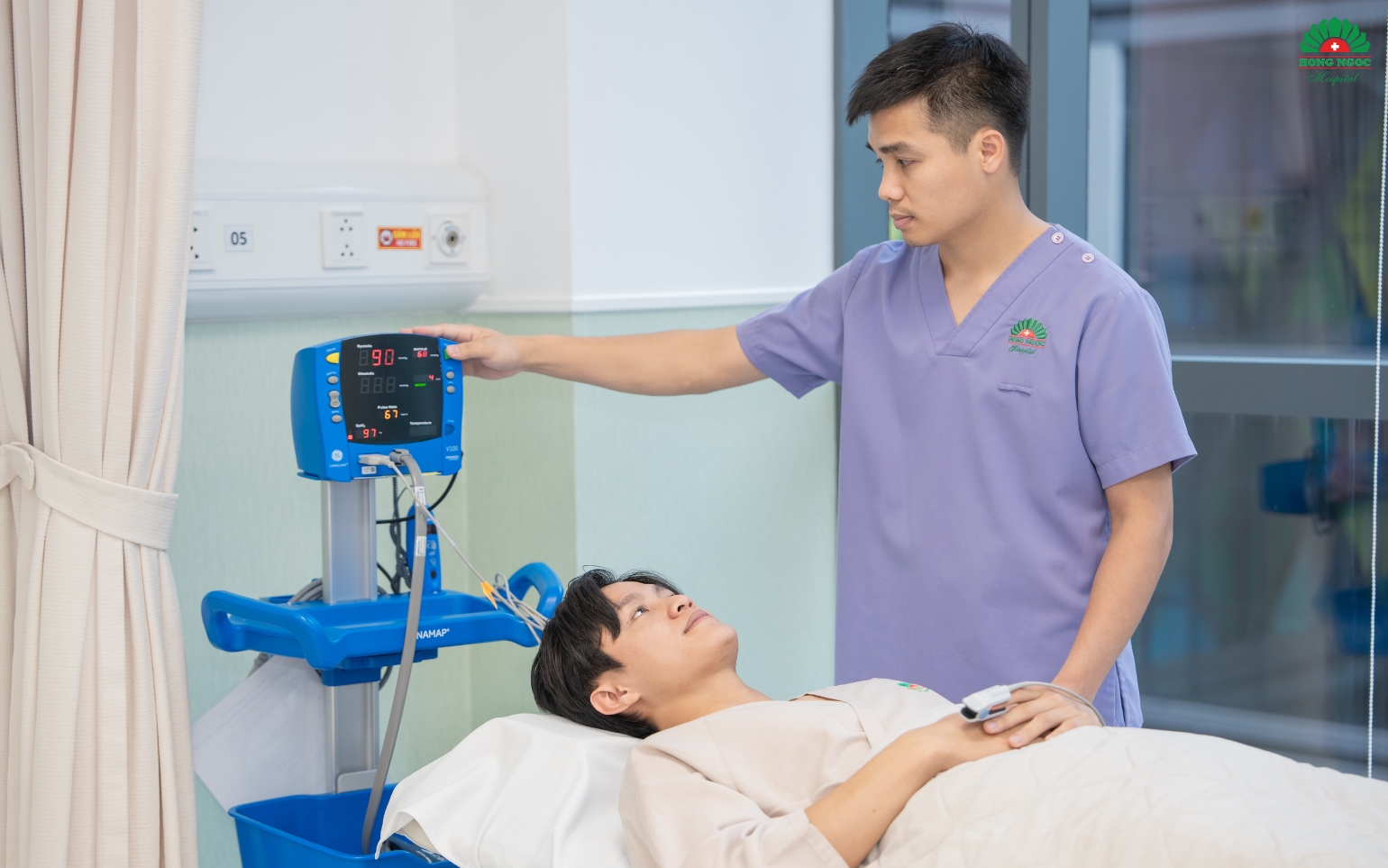 Phuong Phap Noi Soi Da Day Khong Dau Hong Ngoc (1)