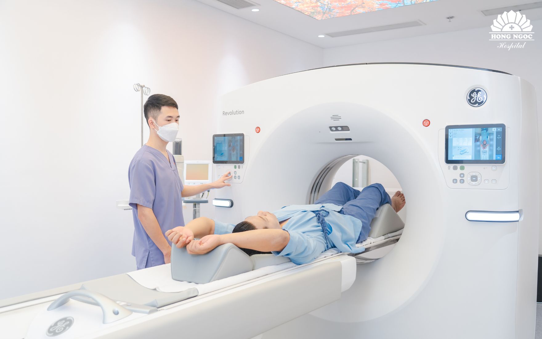 CT scan at Hong Ngoc General Hospital