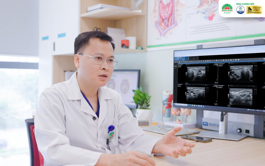阮春光 (Nguyen Xuan Quang) 医生在检查、治疗及治疗后随访过程中全程陪伴患者