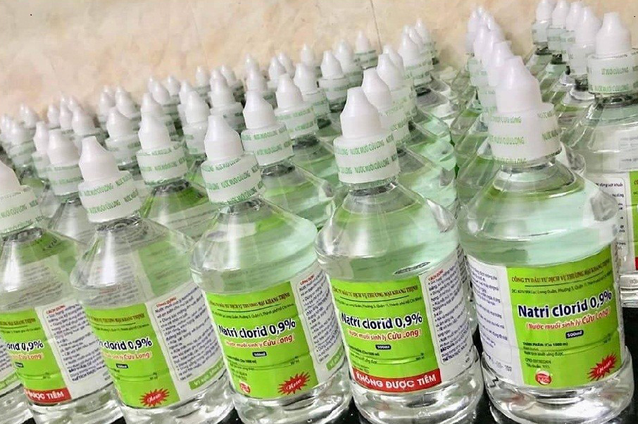 cach-dung-nuoc-muoi-sinh-ly2