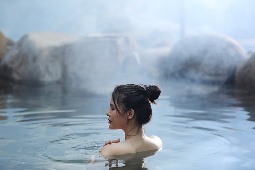 công dụng của nước khoáng nóng
