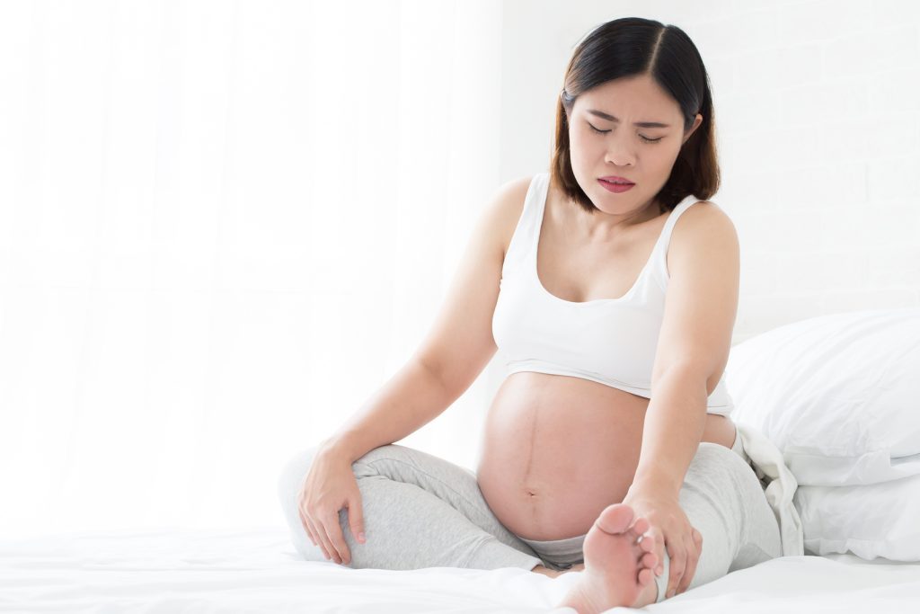 Chuột rút khi mang thai