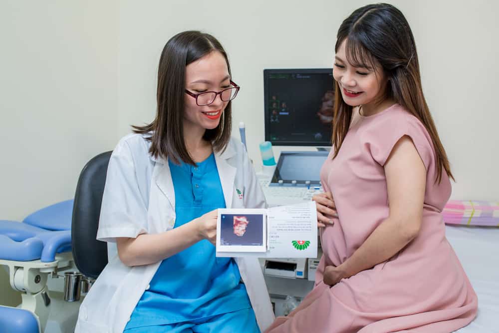 Bệnh lây truyền khi mang thai