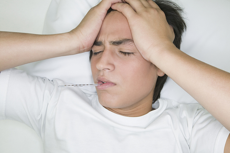 Sốt là một biểu hiện khi nhiễm sán lá gan
