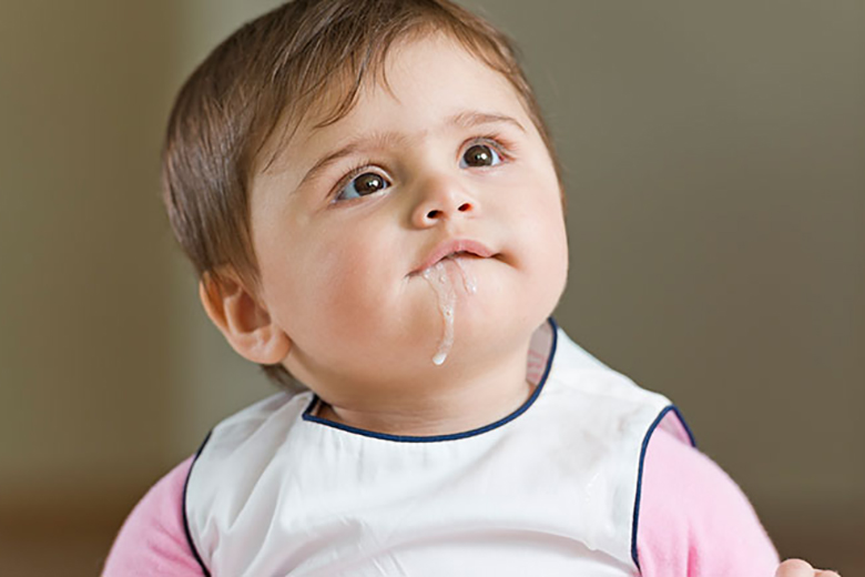 trào ngược dạ dày ở trẻ