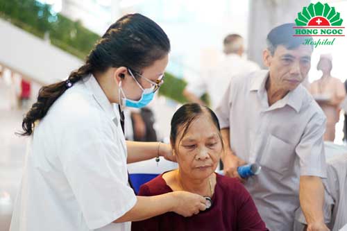 kham benh mien phi nguoi cao tuoi