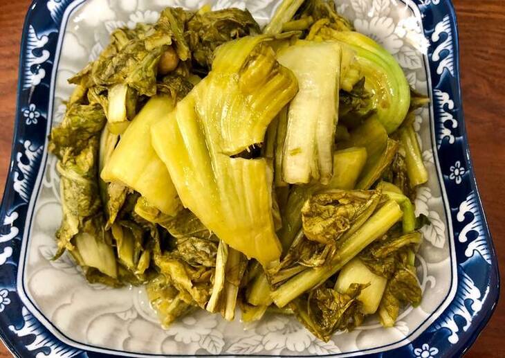 ợ chua buồn nôn bệnh gì