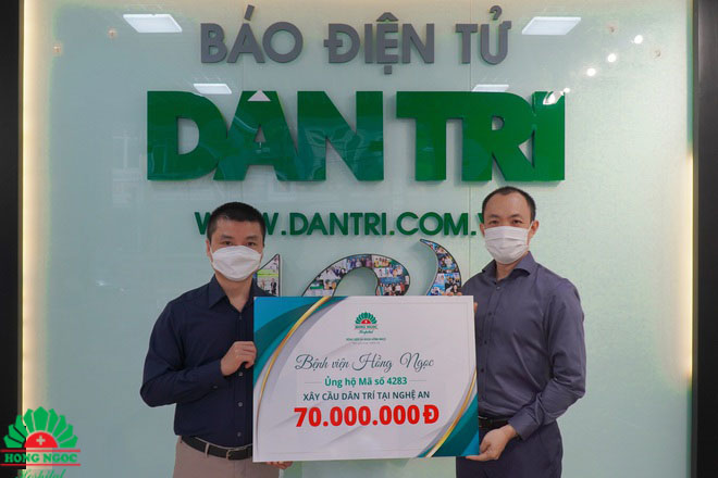 Bệnh viện Hồng Ngọc ủng hộ 70 triệu đồng xây cầu vượt suối cho bà con tại Nghệ An