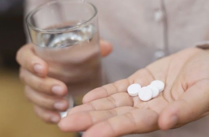 đi ngoài bị đau bụng dưới