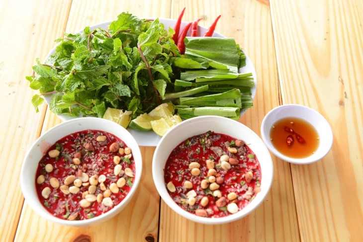 đi ngoài kiêng ăn gì