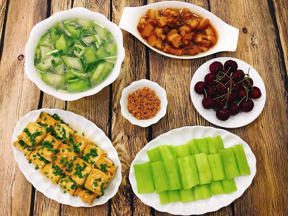 Trình bày bữa ăn đẹp mắt sẽ gia tăng sự ngon miệng cho bệnh nhân chán ăn