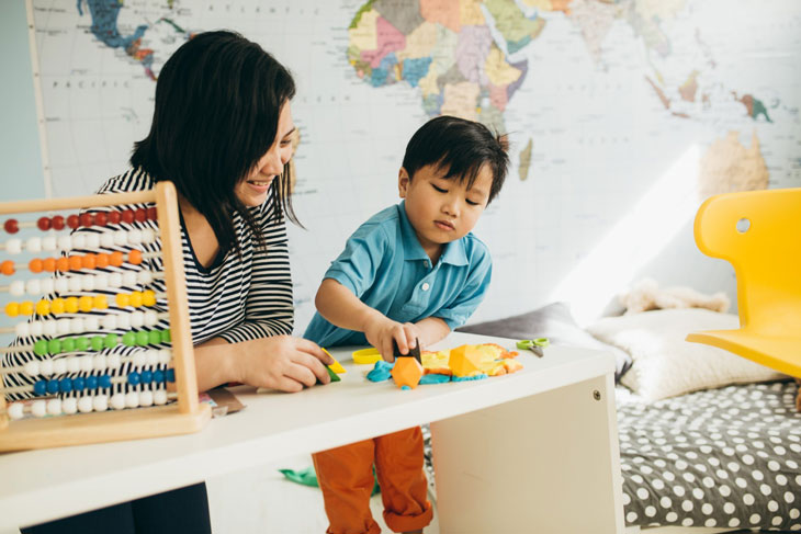 dạy trẻ tự kỷ 