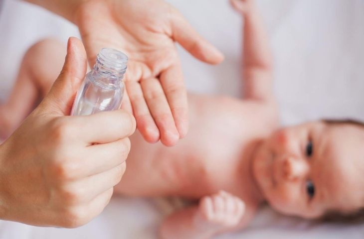 trị rôm sảy
