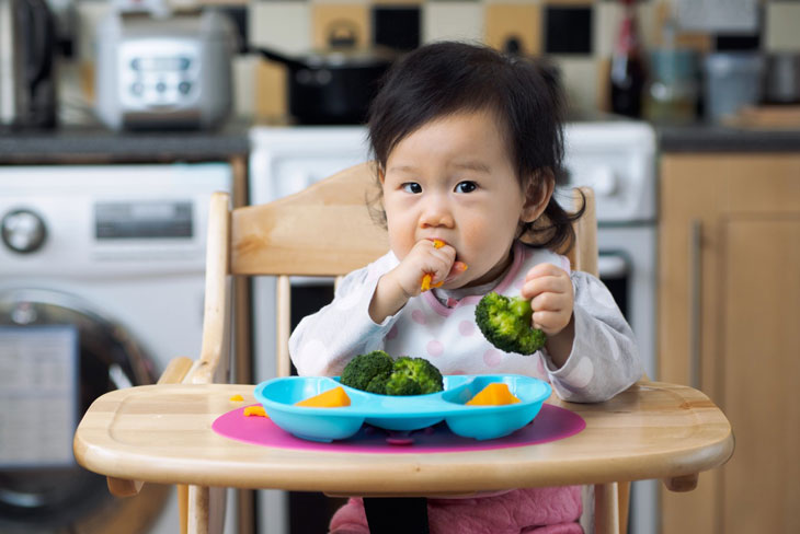 táo bón ở trẻ ăn dặm