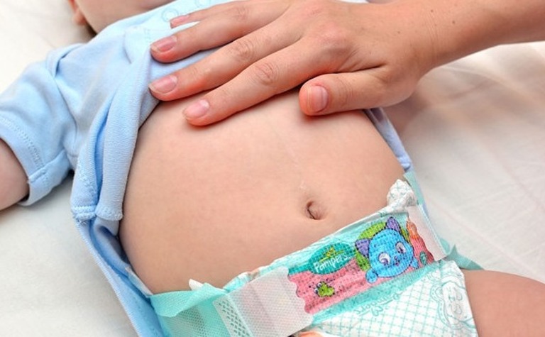Trẻ 2 tháng tuổi bị táo bón: Dấu hiệu, nguyên nhân và cách khắc phục hiệu quả
