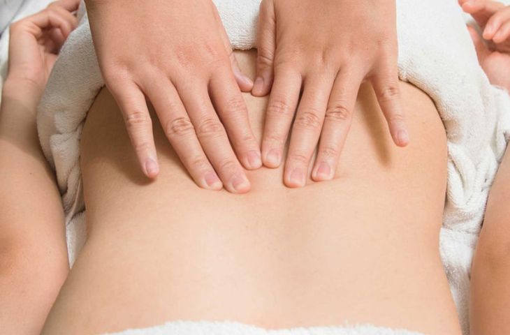 triệu chứng đau lưng