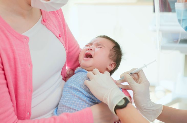 Tiêm chủng mở rộng được áp dụng cho trẻ từ khi sinh ra đến khi trẻ 10 tuổi