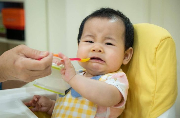 Biểu hiện bệnh viêm tai giữa ở trẻ em