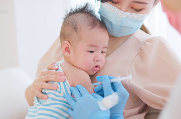 Nhỡ lịch tiêm phòng